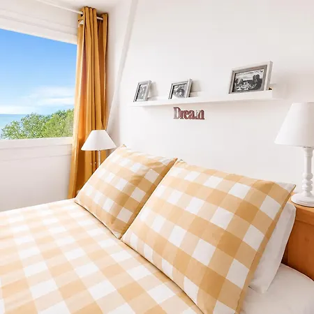 T2 Cosy, Vue Et Parking, A Pied Apartment